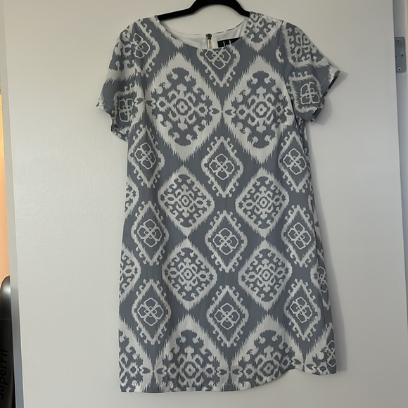 Lulus Give me a Print dress in Slate, Medium - Picture 5 of 10